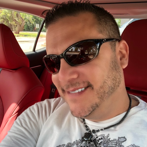 Meet your Posher, Robby - Picture 1 of 4